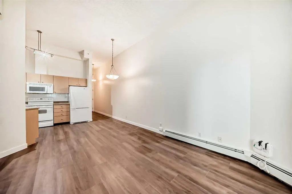 1111 6 Avenue SW, #209