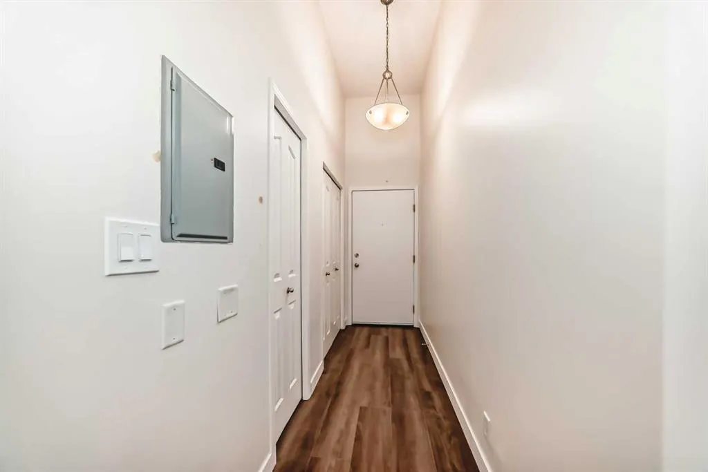 1111 6 Avenue SW, #209