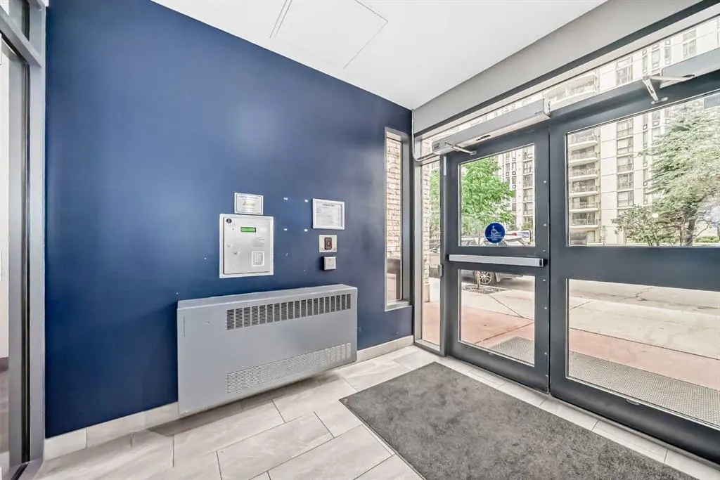 1111 6 Avenue SW, #209