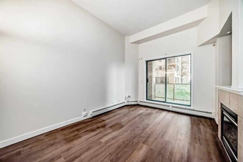 1111 6 Avenue SW, #209