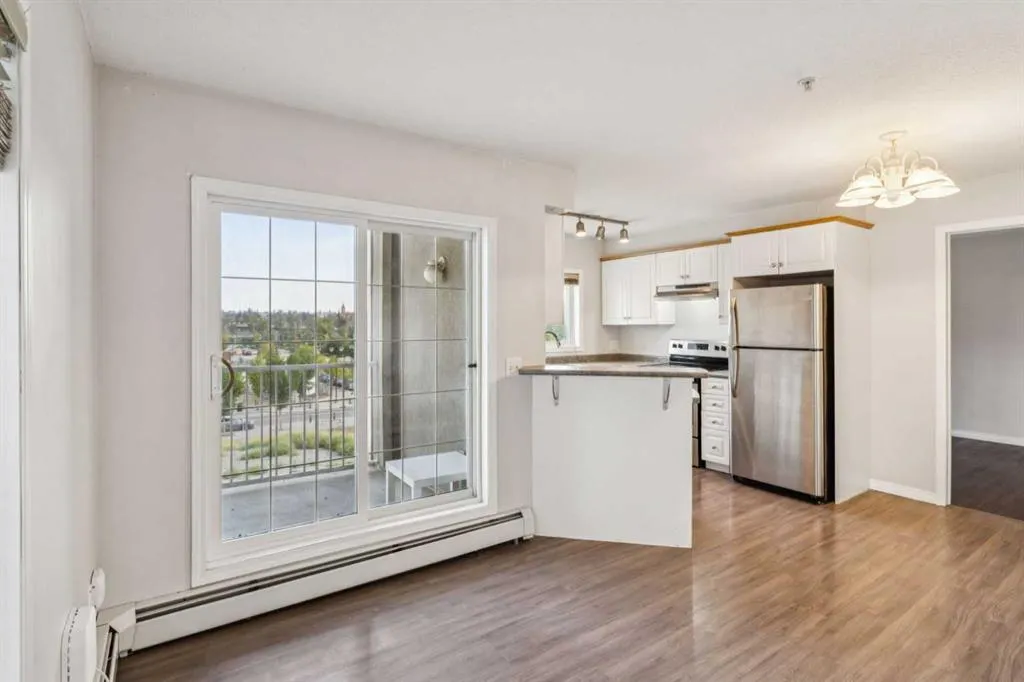 630 8 Avenue SE, #401