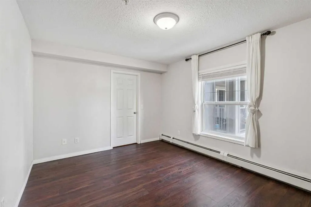 630 8 Avenue SE, #401