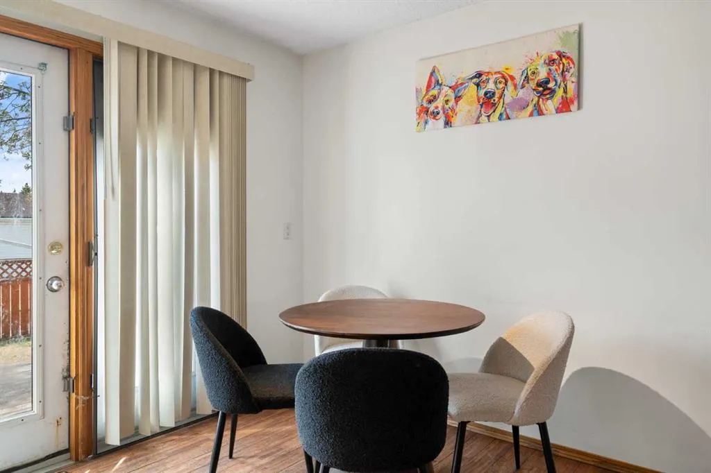 41 Alpine Crescent SE