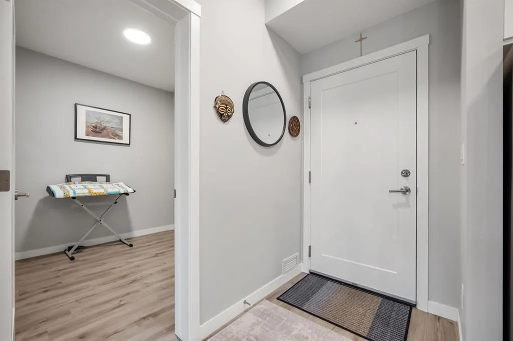 150 Shawnee Square SW, #205