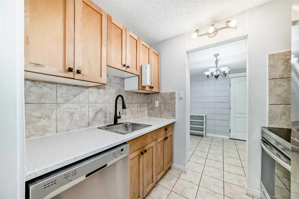 2111 14 Street SW, #101