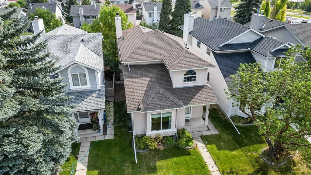 32 Millrise Crescent SW