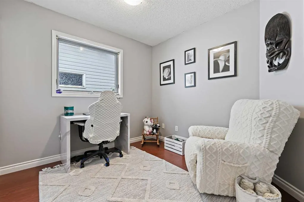 32 Millrise Crescent SW