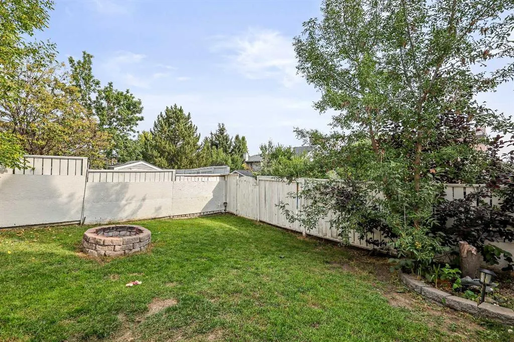 32 Millrise Crescent SW