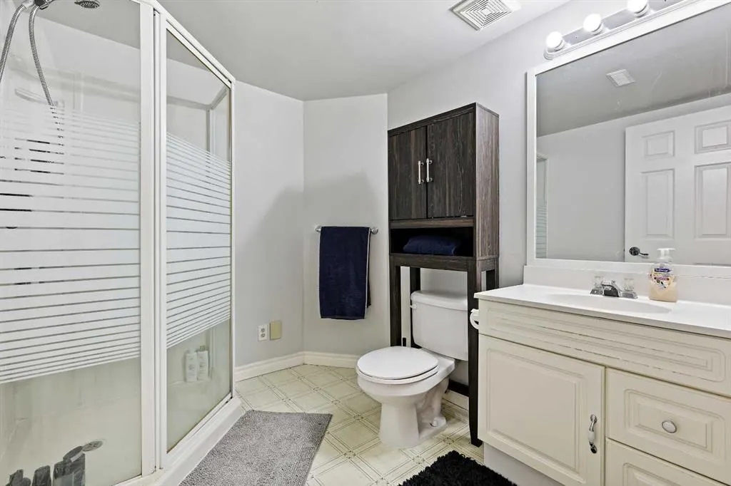 32 Millrise Crescent SW