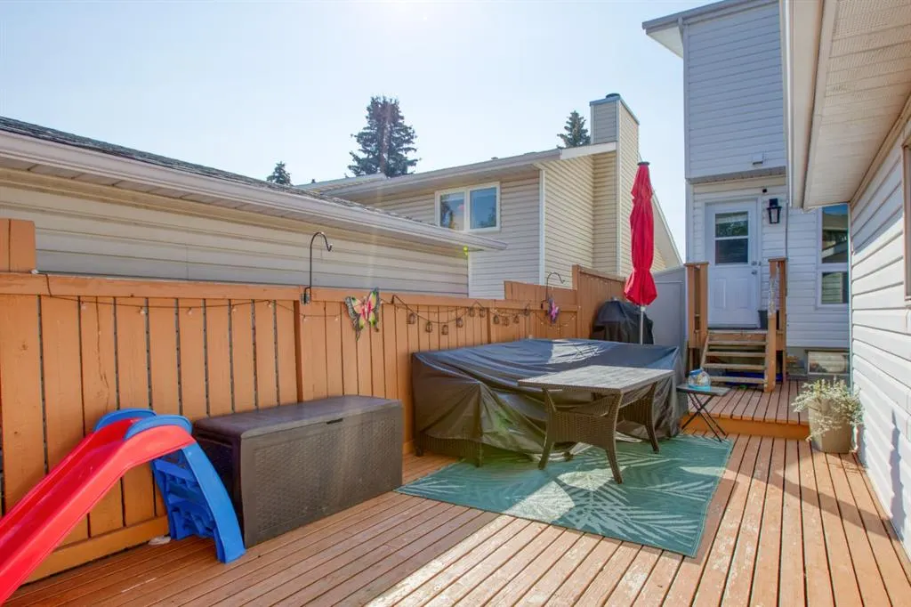 40 Strathearn Crescent SW