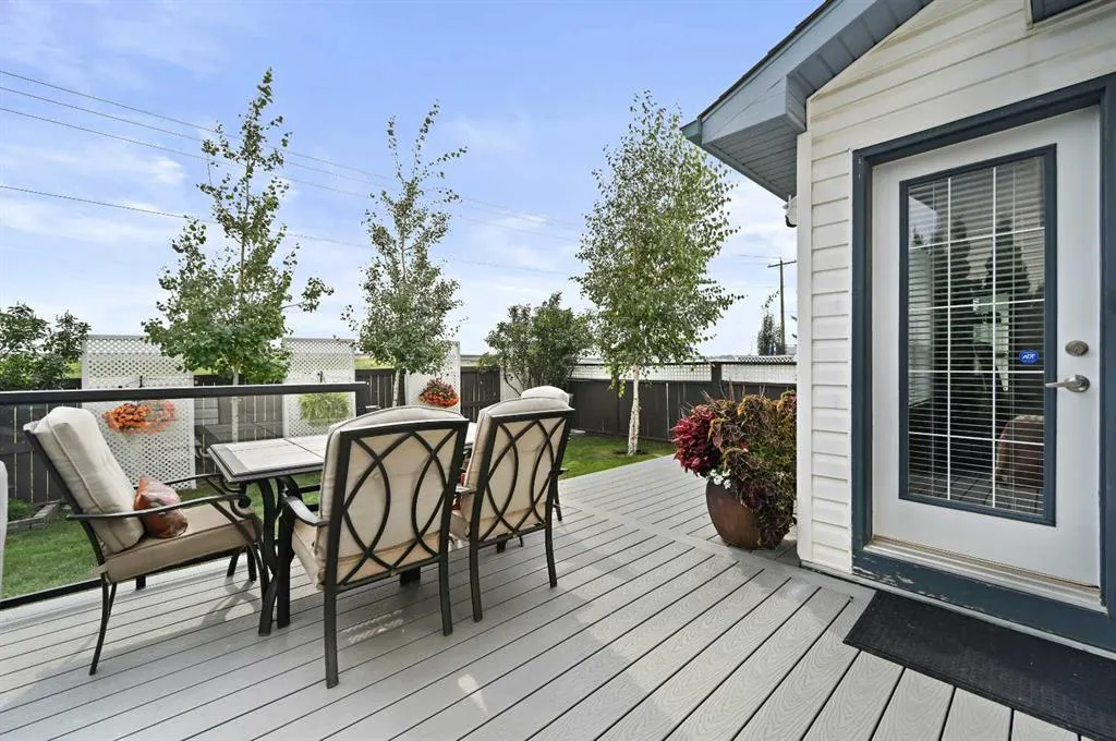 66 Somerglen Close SW