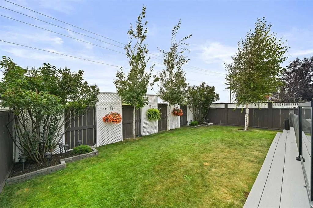 66 Somerglen Close SW