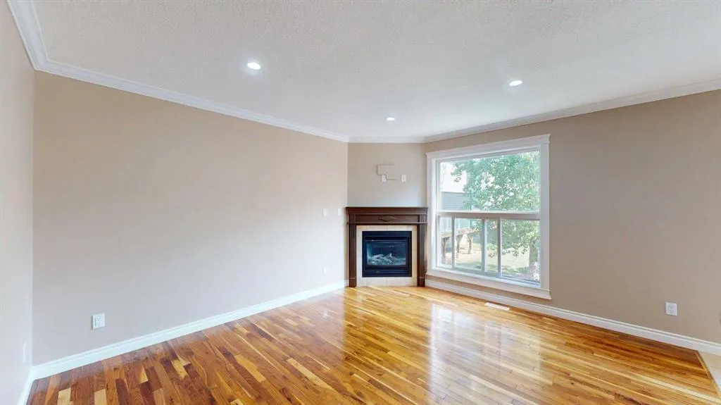 193 O'coffey Crescent, #35