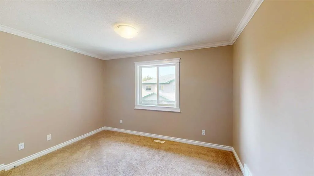 193 O'coffey Crescent, #35