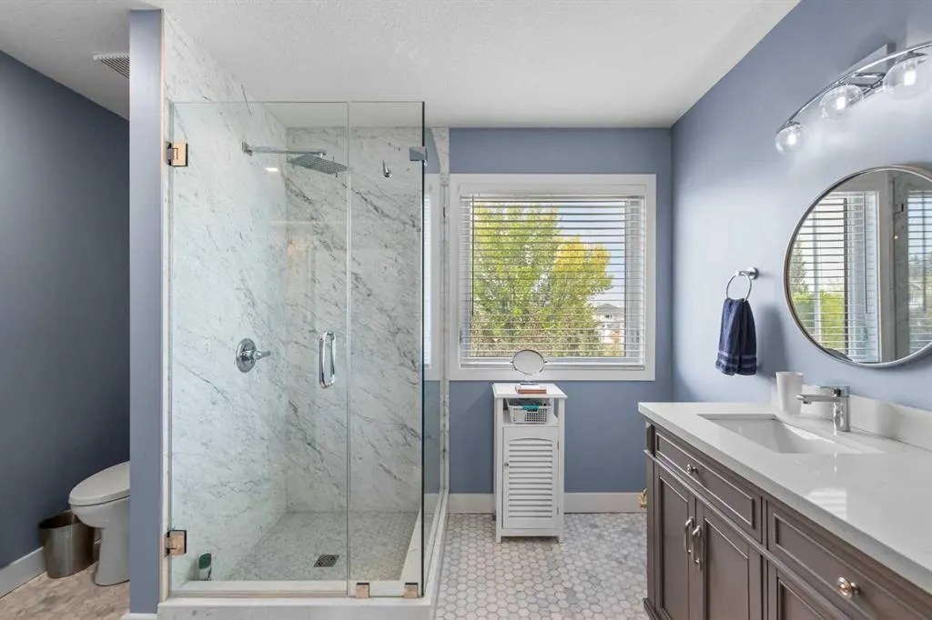 92 Tuscany Way NW