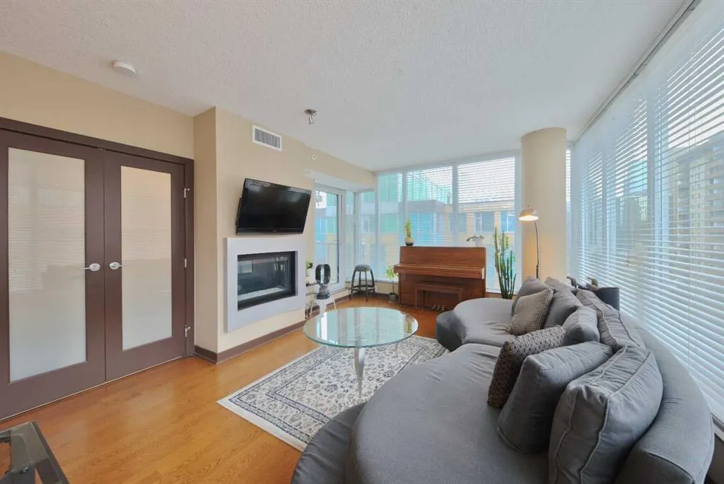 888 4 Avenue SW, #1007
