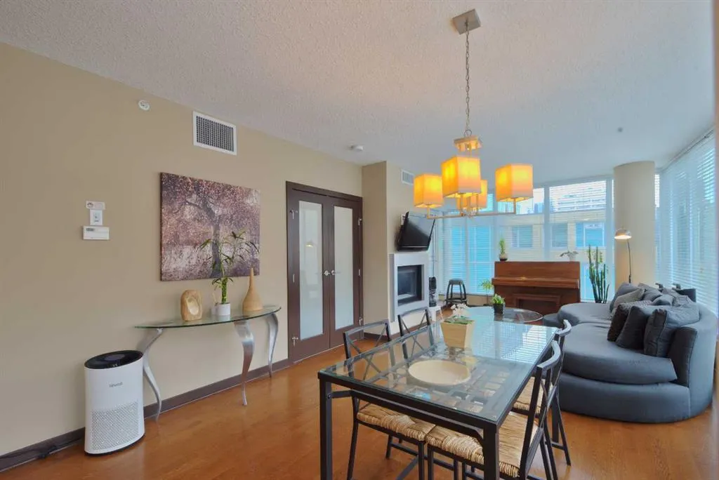 888 4 Avenue SW, #1007