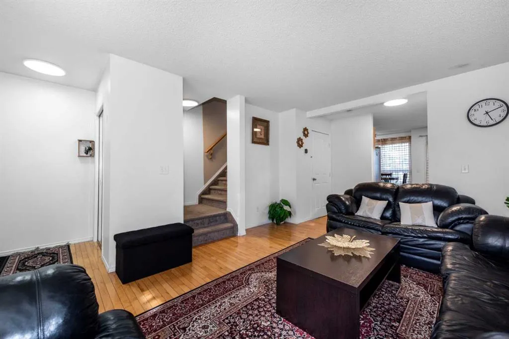 111 Tarawood Lane NE, #1001