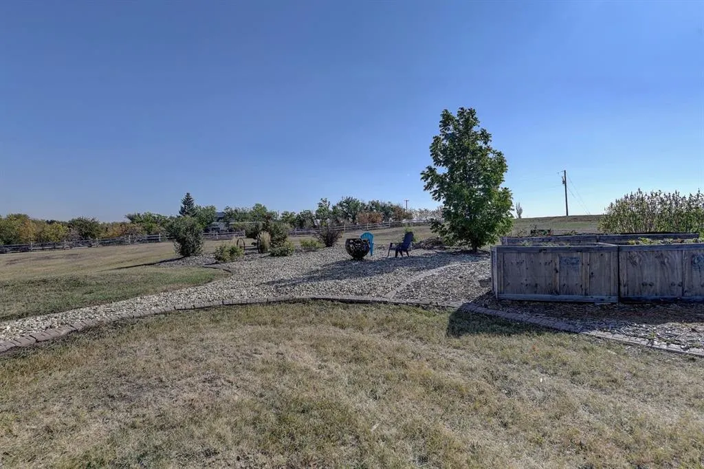 17 714053 Road 73 Range