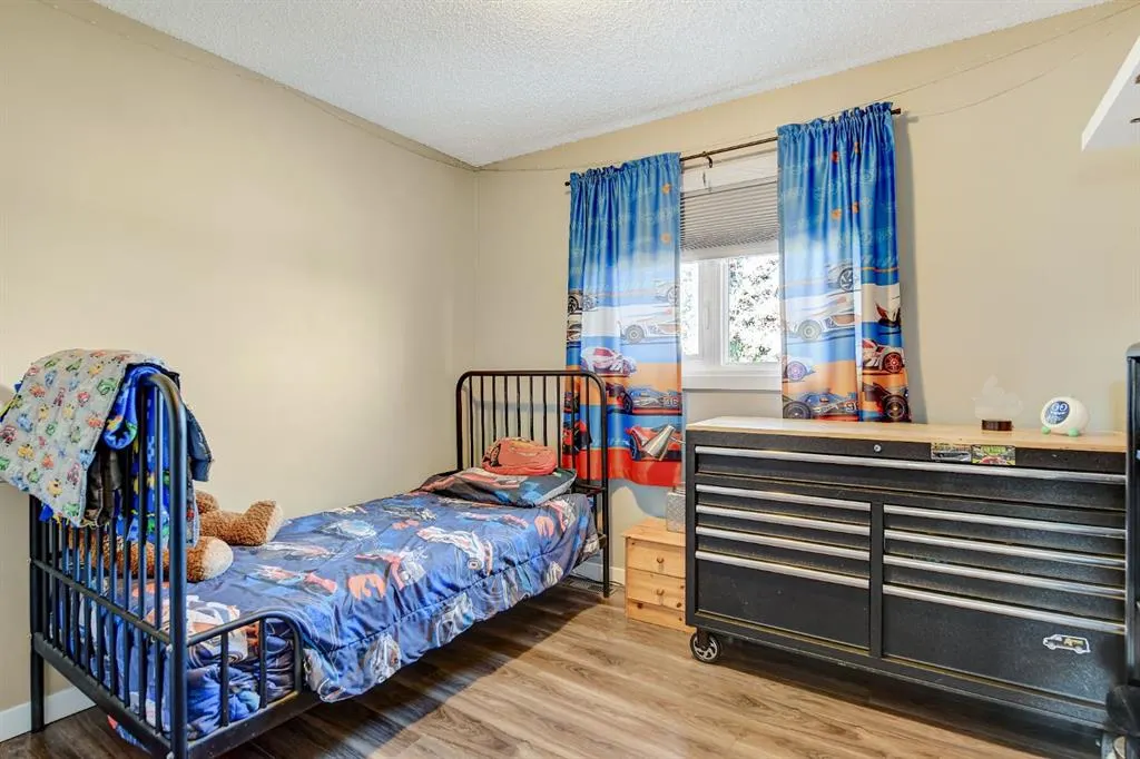 17 714053 Road 73 Range