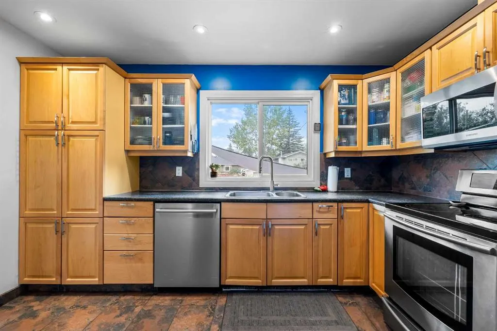56 Harley Road SW