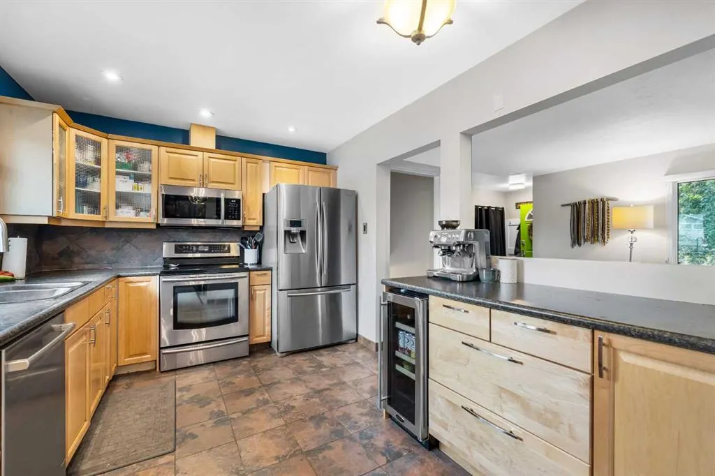 56 Harley Road SW