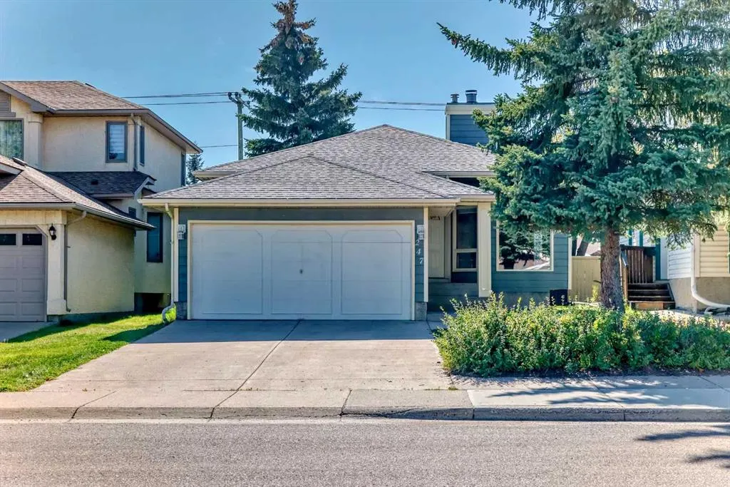 247 SHAWINIGAN Drive SW