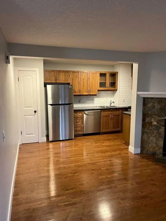 1909 28 Street SW, #6