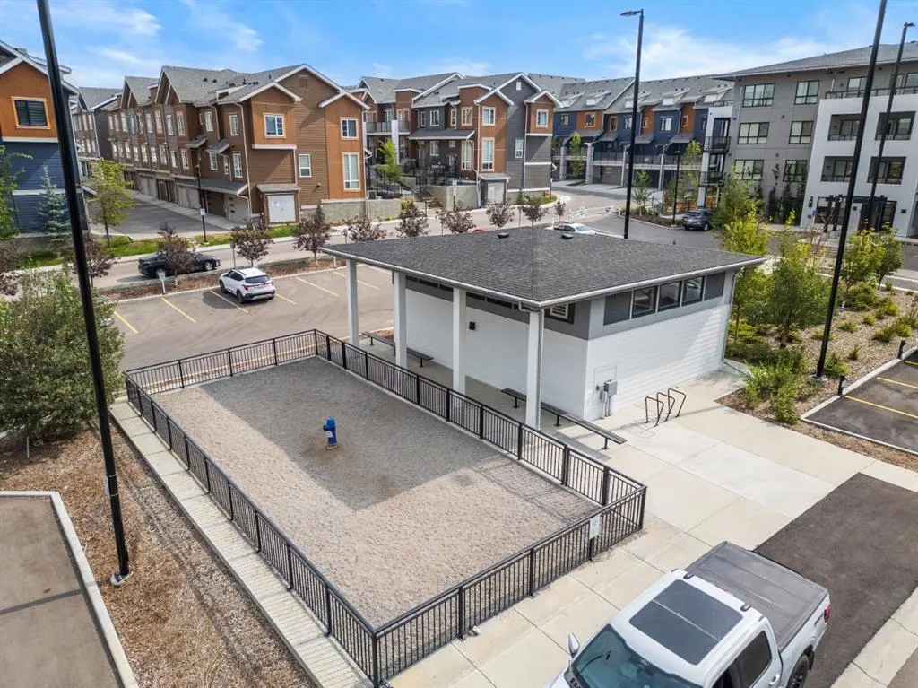 350 Livingston Common NE, #2311