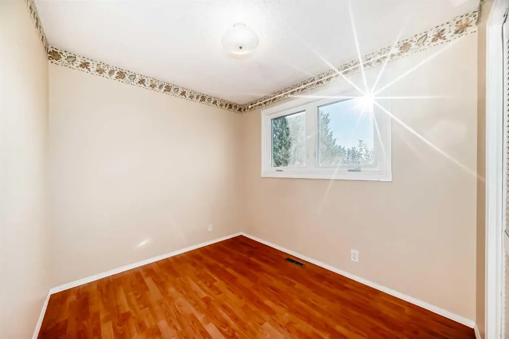 152 Edgedale Way NW