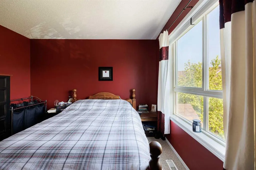 120 Tuscany Court NW