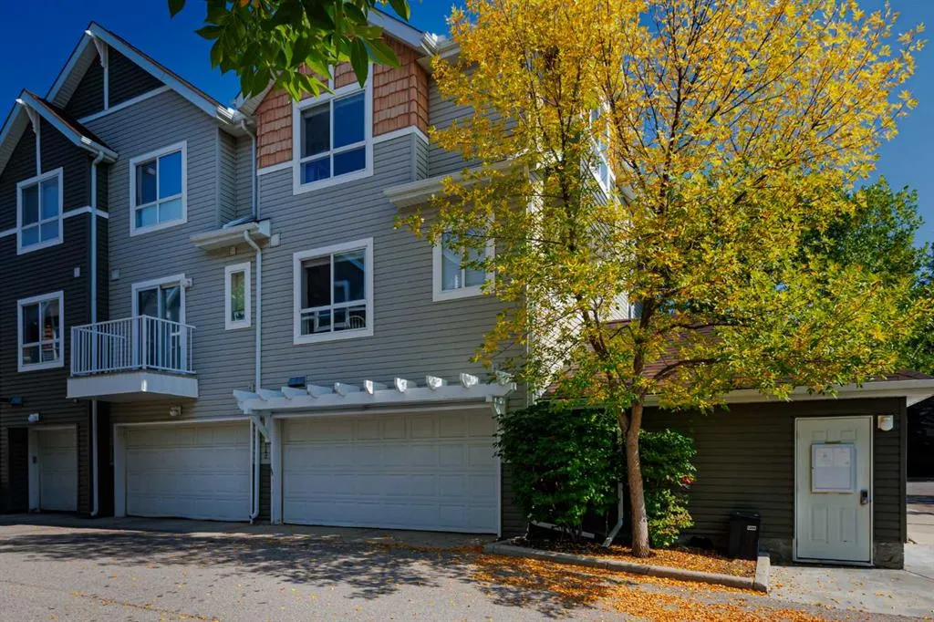 120 Tuscany Court NW