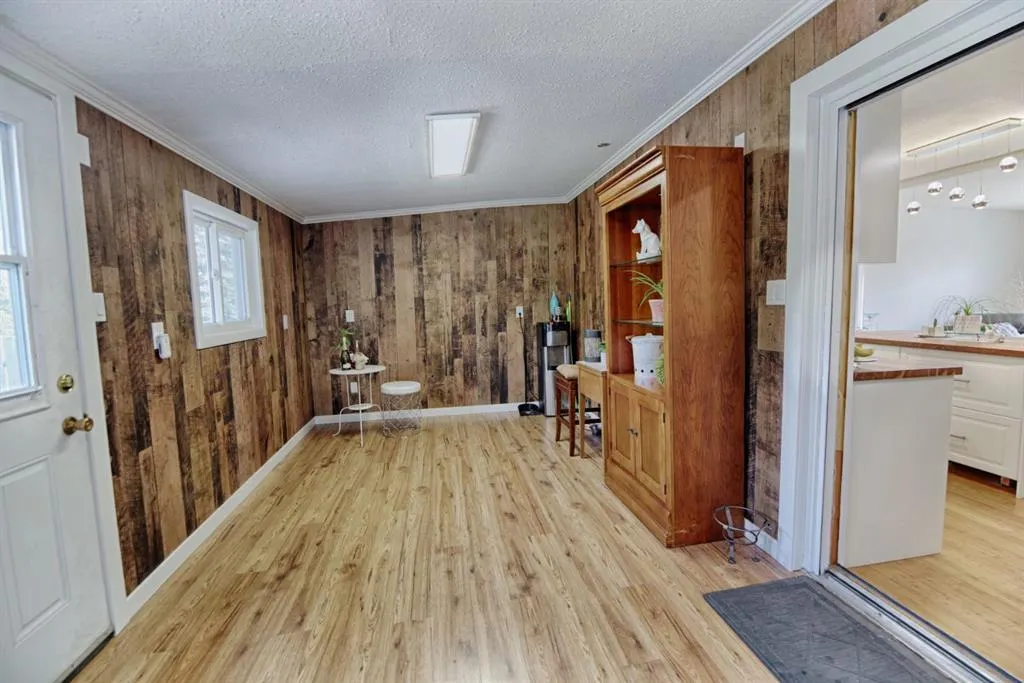 110 Ojibwa Road W