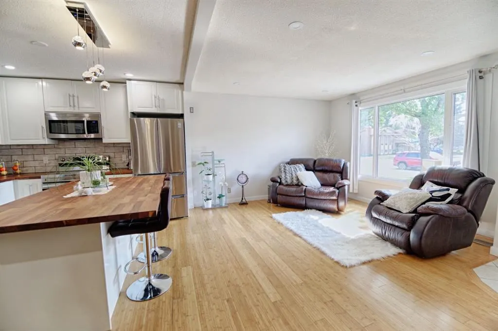 110 Ojibwa Road W