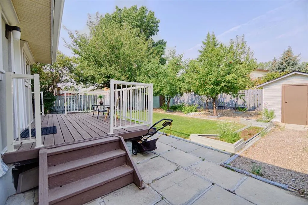 110 Ojibwa Road W