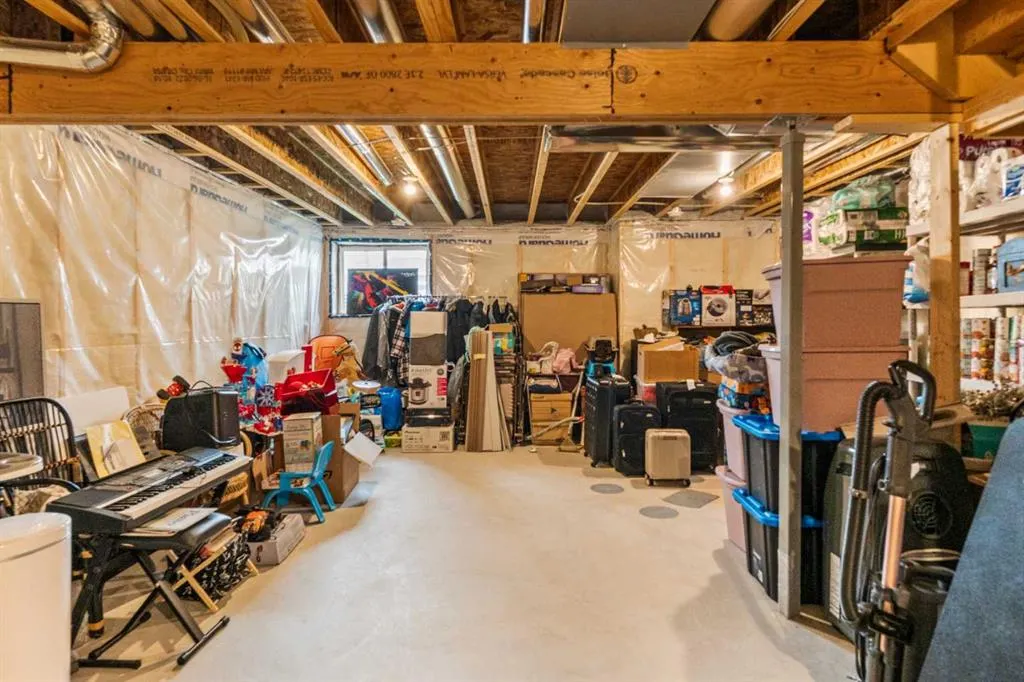 261 Walcrest Way SE