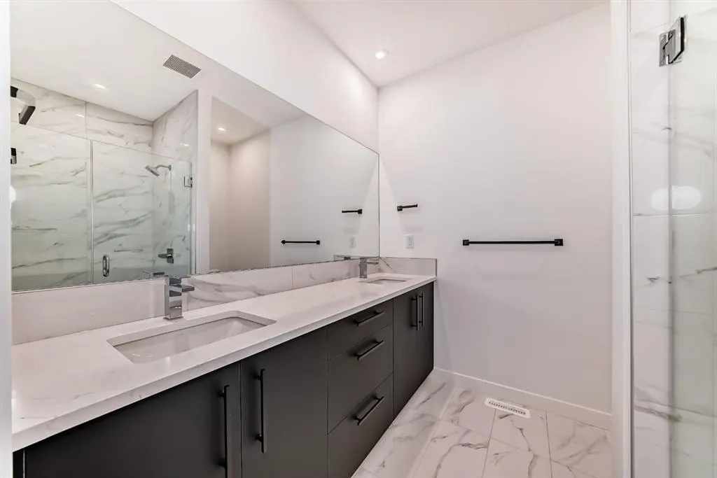 8155 8 Avenue SW, #512