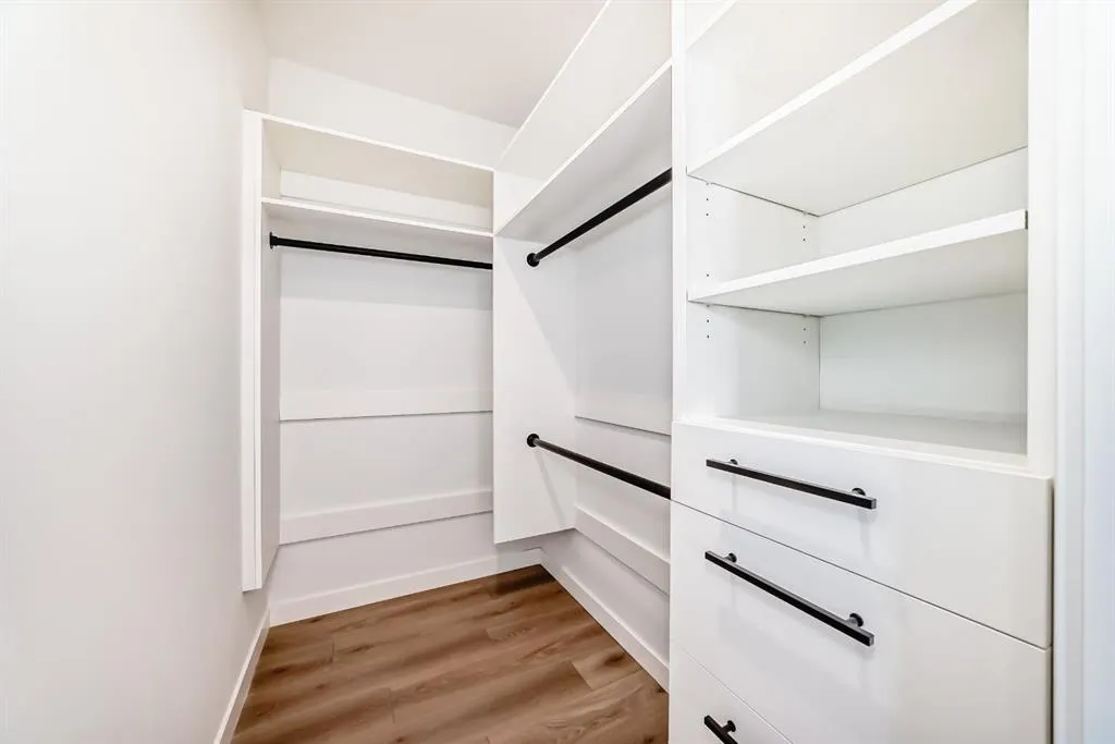 8155 8 Avenue SW, #512