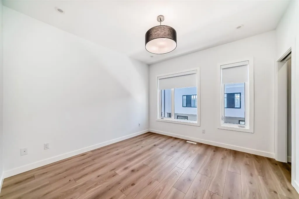 8155 8 Avenue SW, #512