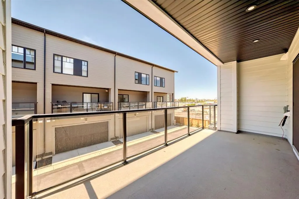 8155 8 Avenue SW, #512
