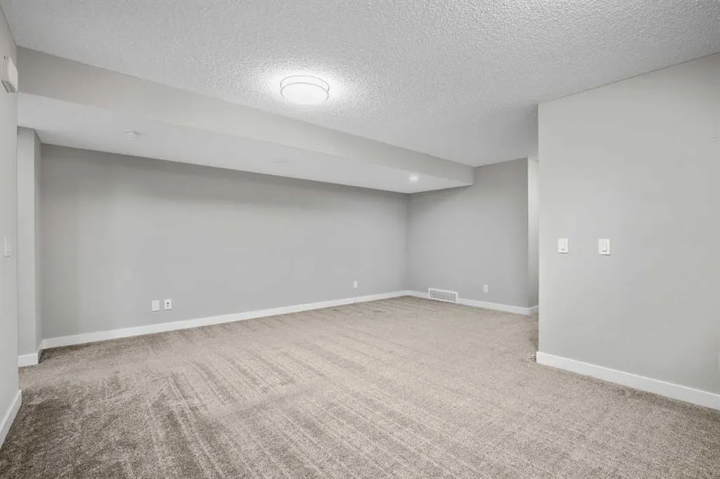 131 Seton Heath SE