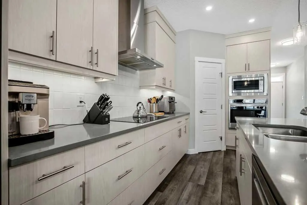 131 Seton Heath SE