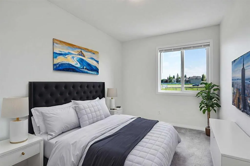 221 Elgin Meadows Park SE