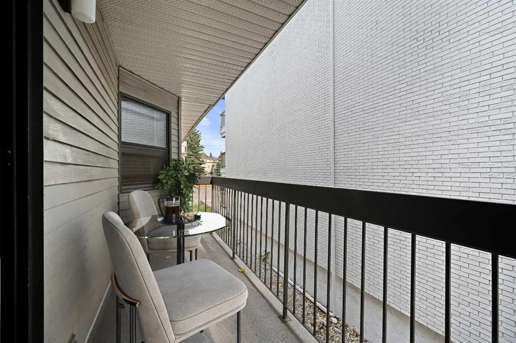 630 57 Avenue SW, #207