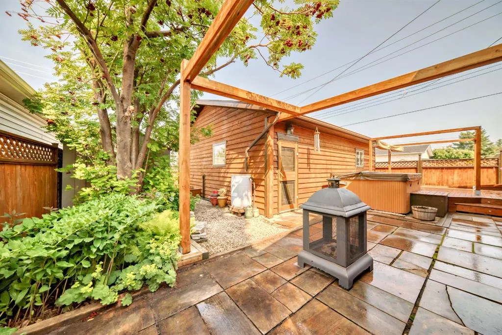 8 Penswood Place SE