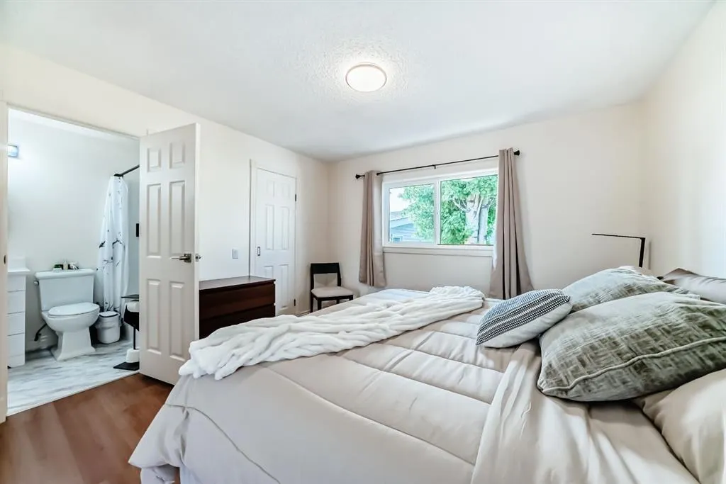 8 Penswood Place SE