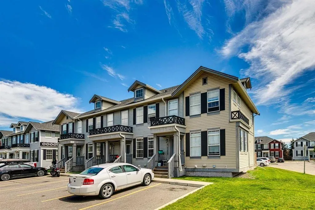 1001 8 Street NW, #802