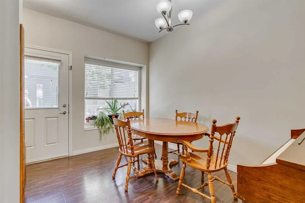 1001 8 Street NW, #802