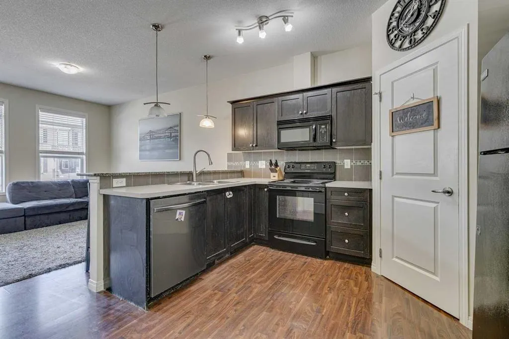 1001 8 Street NW, #802