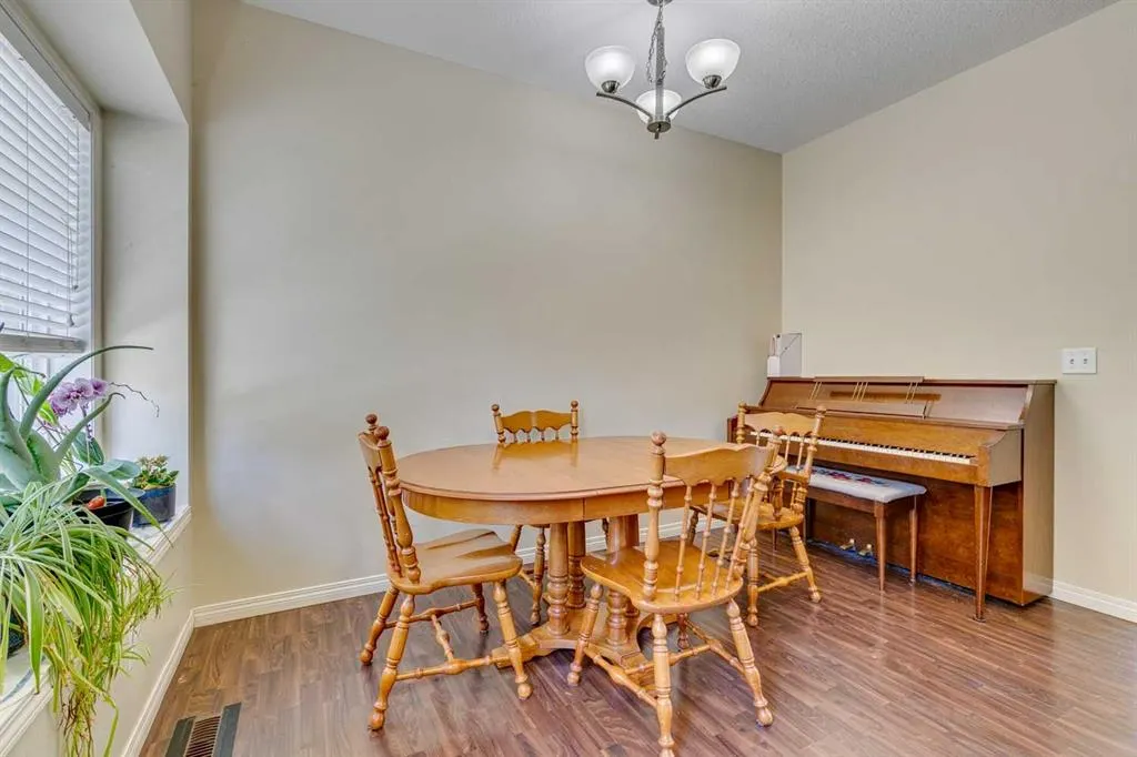 1001 8 Street NW, #802